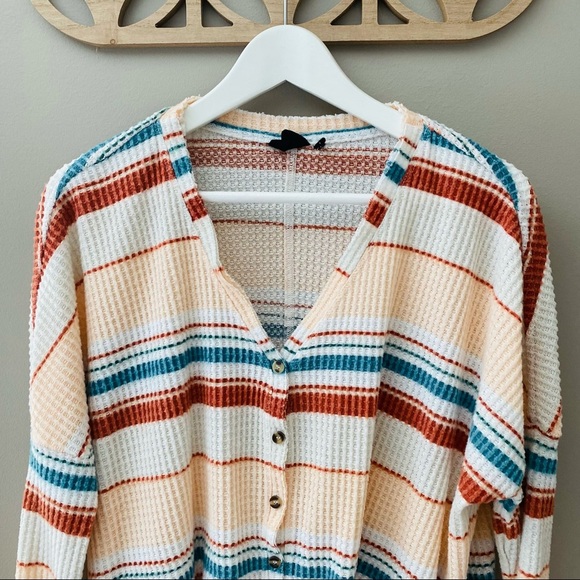 Urban Outfitters Out From Under Jojo Oversized Waffle Knit Top Sz XS - Picture 2 of 9